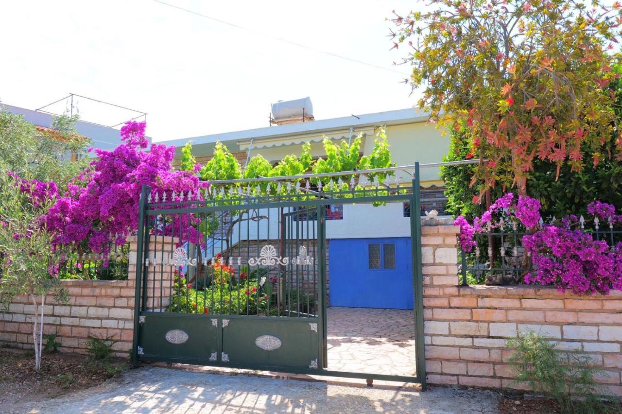 Vita Apartment - Spacious Garden And Balcony 5 Min To Beach & Center Ksamil Exterior photo